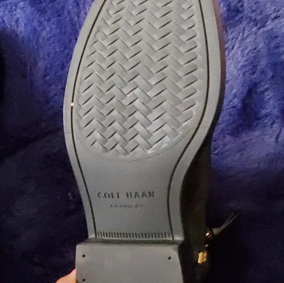 Cole Haan Grand 360 woman's ankle leather booties, 2 side zippers - Picture 6 of 7